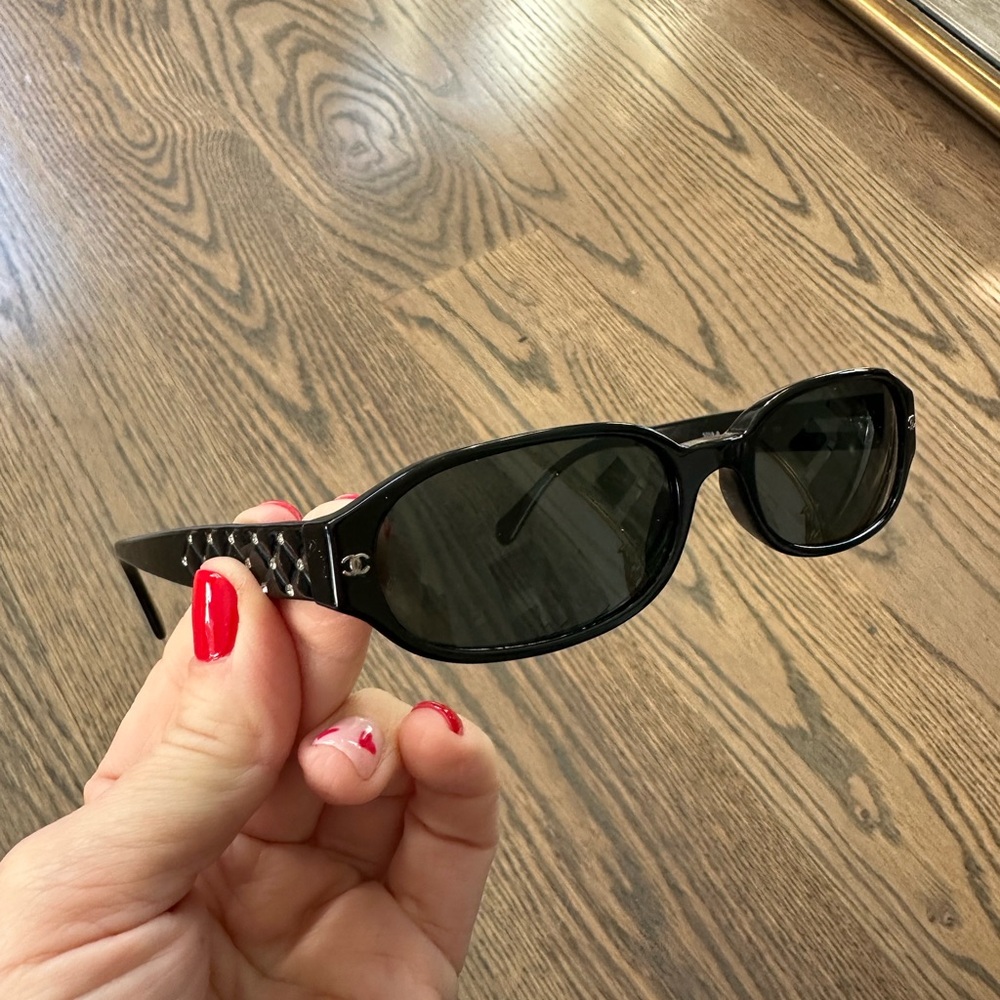 Vintage Early 2000s Chanel Quilted Rhinestone Black Sunglasses
